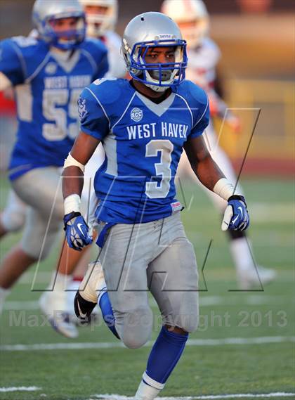 Thumbnail 1 in Fairfield Prep vs. West Haven (CIAC Class LL Semifinal) photogallery.
