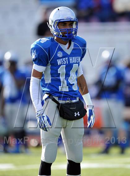 Thumbnail 2 in Fairfield Prep vs. West Haven (CIAC Class LL Semifinal) photogallery.