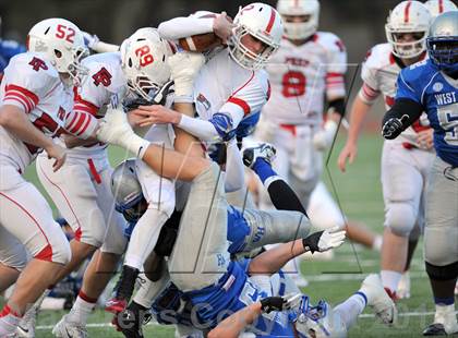 Thumbnail 2 in Fairfield Prep vs. West Haven (CIAC Class LL Semifinal) photogallery.