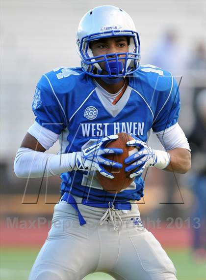 Thumbnail 3 in Fairfield Prep vs. West Haven (CIAC Class LL Semifinal) photogallery.