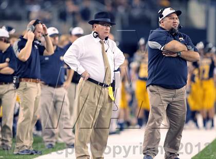 Thumbnail 1 in Highland Park vs. Kimball (UIL 4A Area Playoff) photogallery.