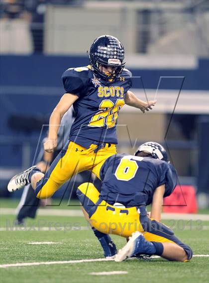 Thumbnail 2 in Highland Park vs. Kimball (UIL 4A Area Playoff) photogallery.