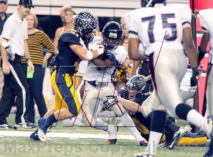 Thumbnail 1 in Highland Park vs. Kimball (UIL 4A Area Playoff) photogallery.