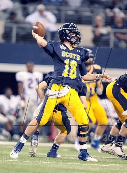Thumbnail 3 in Highland Park vs. Kimball (UIL 4A Area Playoff) photogallery.
