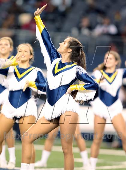 Thumbnail 1 in Highland Park vs. Kimball (UIL 4A Area Playoff) photogallery.