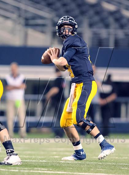 Thumbnail 1 in Highland Park vs. Kimball (UIL 4A Area Playoff) photogallery.