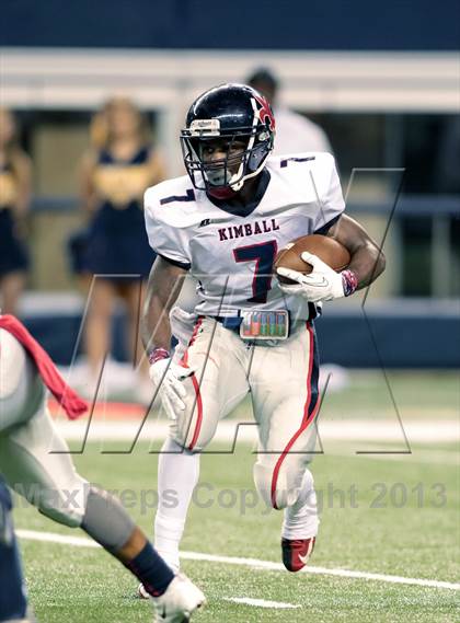 Thumbnail 1 in Highland Park vs. Kimball (UIL 4A Area Playoff) photogallery.