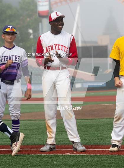 Thumbnail 2 in PSAL Section 12 Exceptional Senior Game photogallery.