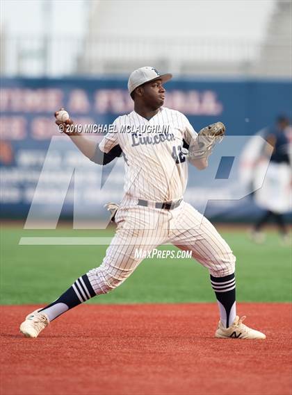 Thumbnail 3 in PSAL Section 12 Exceptional Senior Game photogallery.