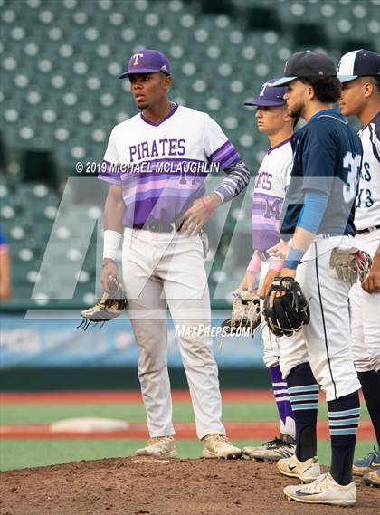 Thumbnail 2 in PSAL Section 12 Exceptional Senior Game photogallery.