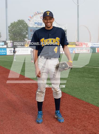 Thumbnail 3 in PSAL Section 12 Exceptional Senior Game photogallery.