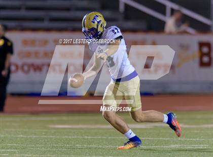 Thumbnail 3 in Tivy @ Seguin photogallery.