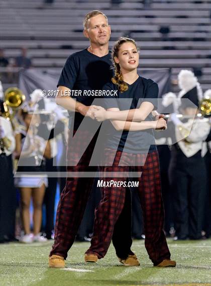 Thumbnail 3 in Tivy @ Seguin photogallery.