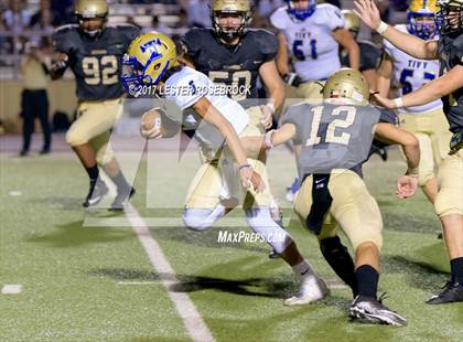 Thumbnail 3 in Tivy @ Seguin photogallery.