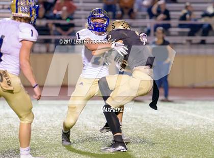 Thumbnail 1 in Tivy @ Seguin photogallery.