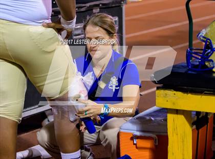 Thumbnail 1 in Tivy @ Seguin photogallery.