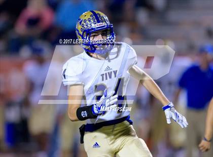 Thumbnail 2 in Tivy @ Seguin photogallery.