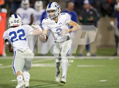 Thumbnail 2 in Lampasas vs. La Vernia (UIL 4A Area Playoff) photogallery.