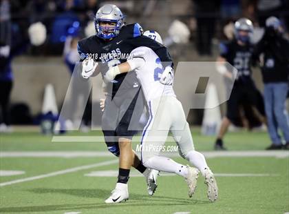Thumbnail 3 in Lampasas vs. La Vernia (UIL 4A Area Playoff) photogallery.