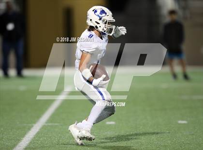 Thumbnail 2 in Lampasas vs. La Vernia (UIL 4A Area Playoff) photogallery.
