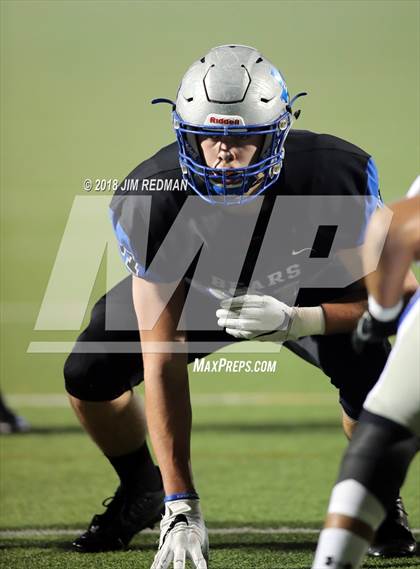 Thumbnail 1 in Lampasas vs. La Vernia (UIL 4A Area Playoff) photogallery.
