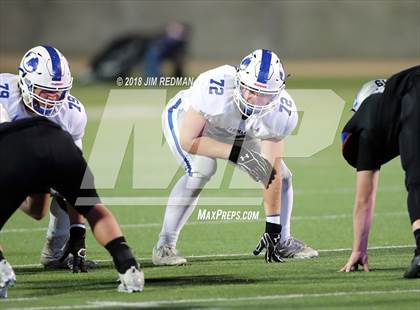 Thumbnail 1 in Lampasas vs. La Vernia (UIL 4A Area Playoff) photogallery.