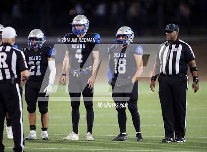 Thumbnail 1 in Lampasas vs. La Vernia (UIL 4A Area Playoff) photogallery.