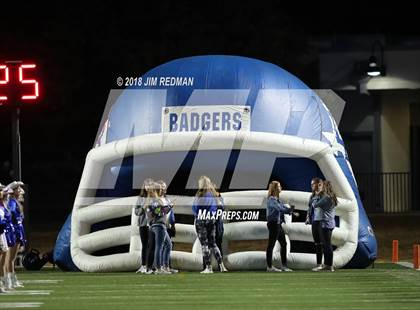 Thumbnail 1 in Lampasas vs. La Vernia (UIL 4A Area Playoff) photogallery.