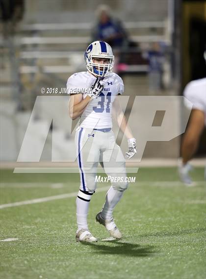 Thumbnail 1 in Lampasas vs. La Vernia (UIL 4A Area Playoff) photogallery.