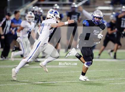 Thumbnail 3 in Lampasas vs. La Vernia (UIL 4A Area Playoff) photogallery.