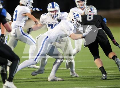 Thumbnail 1 in Lampasas vs. La Vernia (UIL 4A Area Playoff) photogallery.
