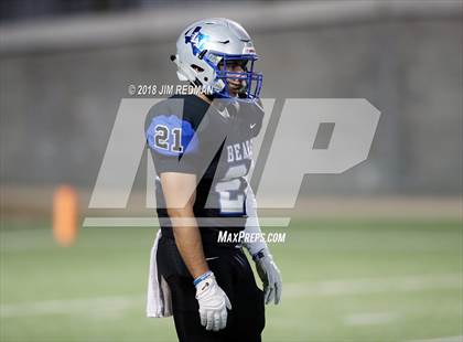 Thumbnail 2 in Lampasas vs. La Vernia (UIL 4A Area Playoff) photogallery.