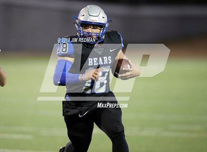 Thumbnail 1 in Lampasas vs. La Vernia (UIL 4A Area Playoff) photogallery.