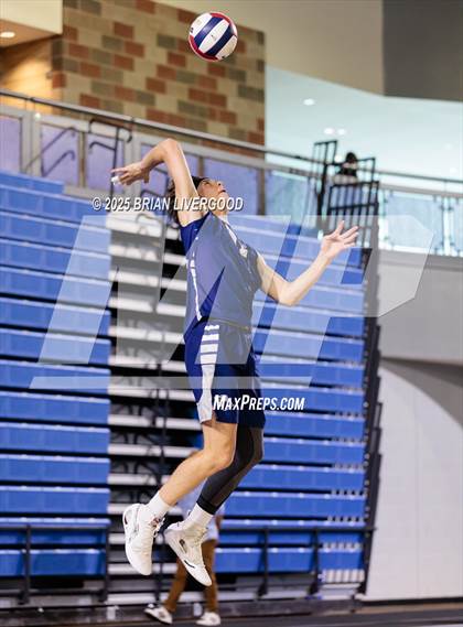 Thumbnail 3 in Regis Groff vs. Severance (CHSAA 4A Round 2) photogallery.