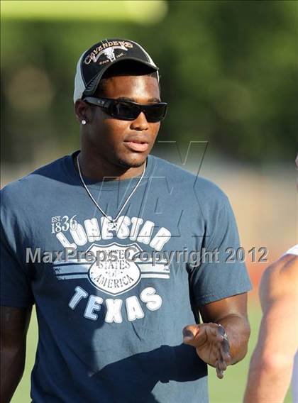 Thumbnail 2 in McNeil vs Stony Point (IFAF USA Football 7-on-7 Tournament) photogallery.