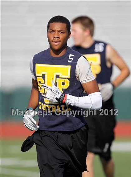 Thumbnail 3 in McNeil vs Stony Point (IFAF USA Football 7-on-7 Tournament) photogallery.