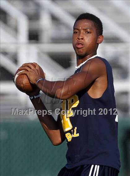 Thumbnail 1 in McNeil vs Stony Point (IFAF USA Football 7-on-7 Tournament) photogallery.