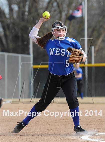 Thumbnail 1 in Waukesha West @ Muskego photogallery.