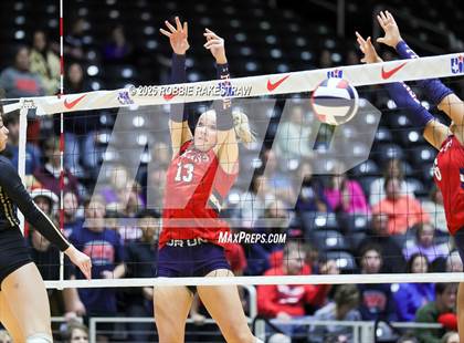 Thumbnail 1 in Wimberley vs. Eagle Mountain (UIL 4A D2 Volleyball Final) photogallery.