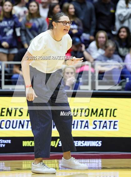 Thumbnail 2 in Wimberley vs. Eagle Mountain (UIL 4A D2 Volleyball Final) photogallery.