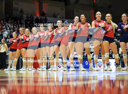 Thumbnail 2 in Wimberley vs. Eagle Mountain (UIL 4A D2 Volleyball Final) photogallery.