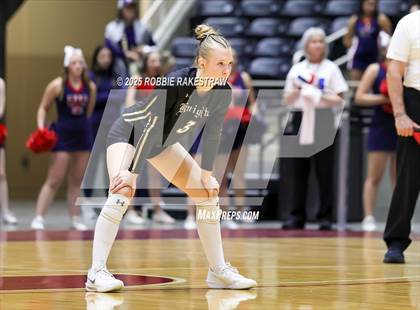 Thumbnail 3 in Wimberley vs. Eagle Mountain (UIL 4A D2 Volleyball Final) photogallery.