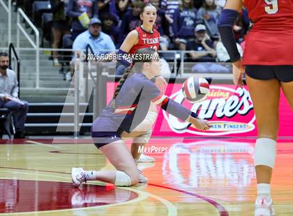 Thumbnail 2 in Wimberley vs. Eagle Mountain (UIL 4A D2 Volleyball Final) photogallery.