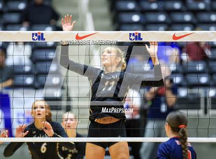 Thumbnail 3 in Wimberley vs. Eagle Mountain (UIL 4A D2 Volleyball Final) photogallery.