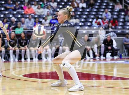 Thumbnail 3 in Wimberley vs. Eagle Mountain (UIL 4A D2 Volleyball Final) photogallery.