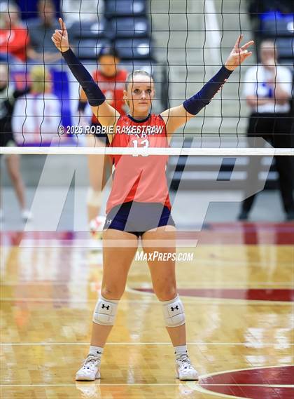 Thumbnail 1 in Wimberley vs. Eagle Mountain (UIL 4A D2 Volleyball Final) photogallery.