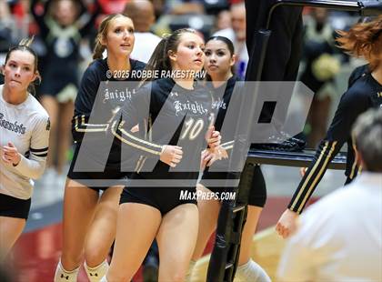 Thumbnail 1 in Wimberley vs. Eagle Mountain (UIL 4A D2 Volleyball Final) photogallery.