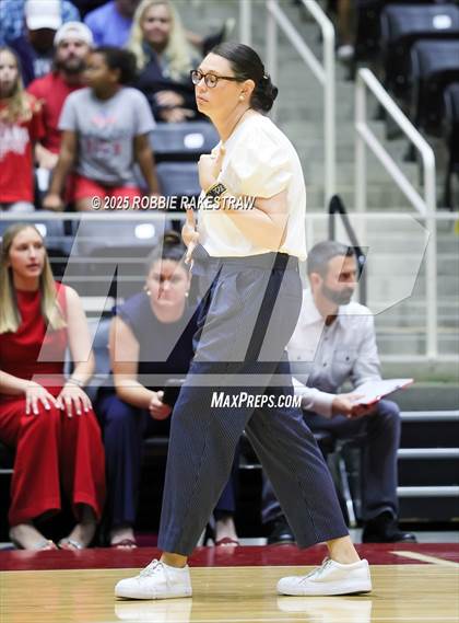 Thumbnail 1 in Wimberley vs. Eagle Mountain (UIL 4A D2 Volleyball Final) photogallery.