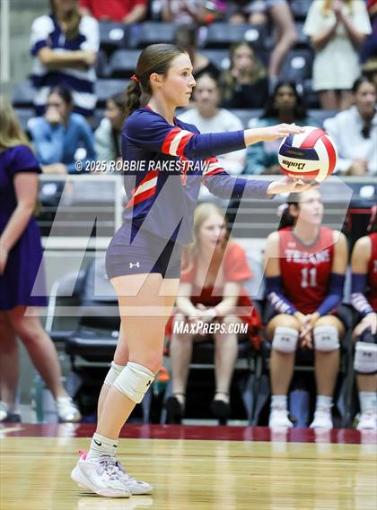 Thumbnail 1 in Wimberley vs. Eagle Mountain (UIL 4A D2 Volleyball Final) photogallery.