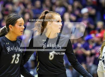 Thumbnail 3 in Wimberley vs. Eagle Mountain (UIL 4A D2 Volleyball Final) photogallery.